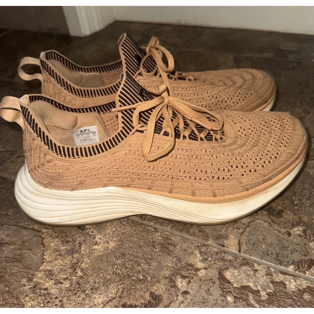 SOLD OUT APL Techloom Zipline Athletic Propulsion‎ Labs Tan Ribbed Sneakers 10W